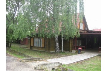 Eslovaquia Chata Byšta, Exterior